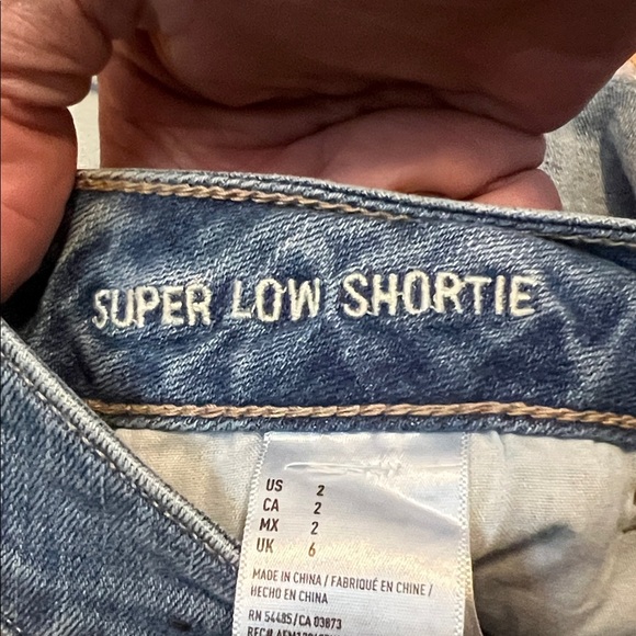 American Eagle Outfitters Women's Light Blue Ripped Jean Shorts super low shorts - Picture 3 of 6